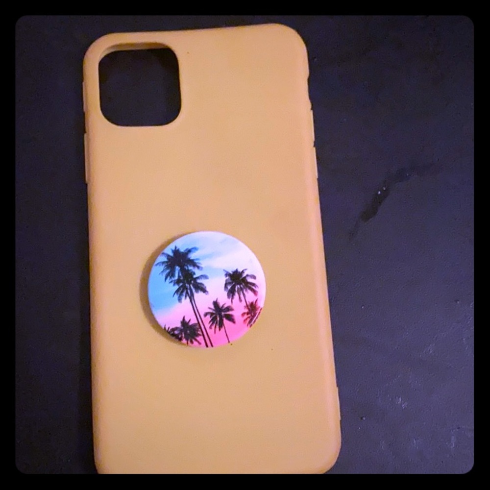 11 pro max phone case with original pop socket